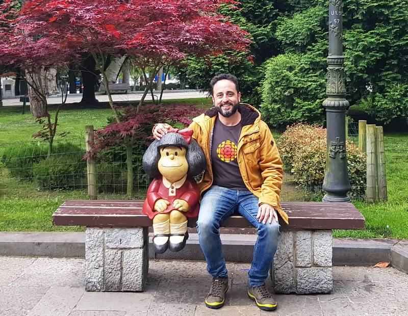 Estatua de Mafalda Campo de San Francisco parque Oviedo