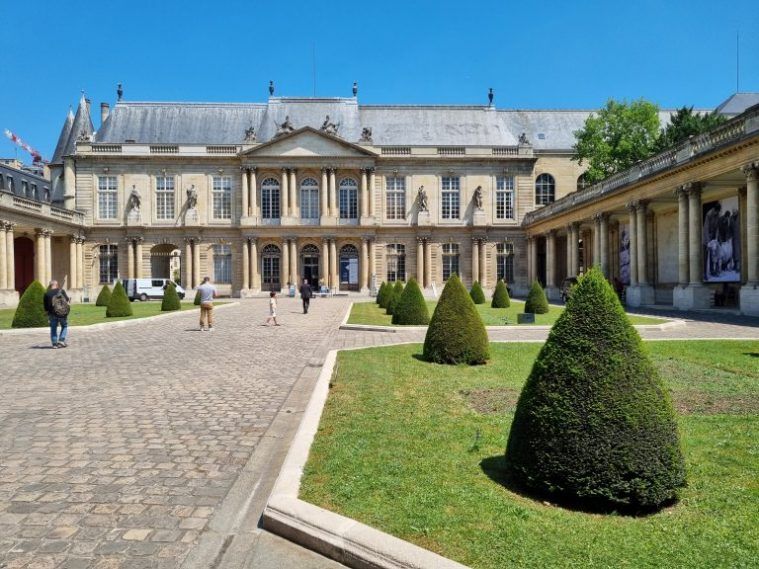 Archivos Nacionales de París