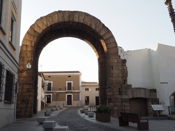 Arco de Trajano, Mérida