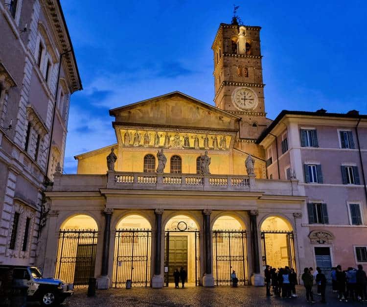Basílica de Santa María qué ver en Trastevere