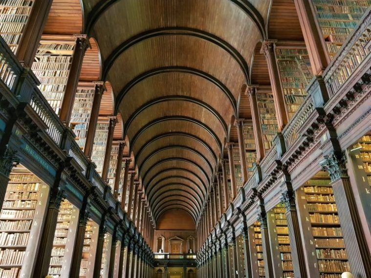 Biblioteca del Trinity College dublín