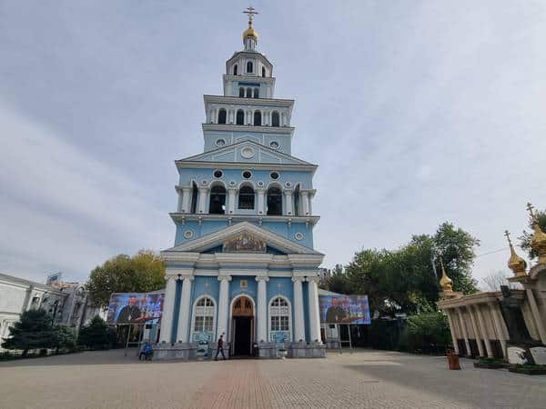 Catedral de la asunción de la virgen Tashkent