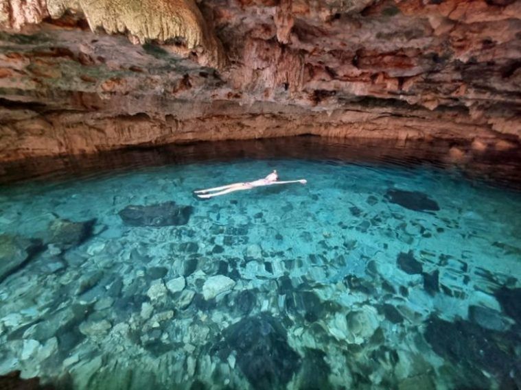 Cenote Dzonbacal