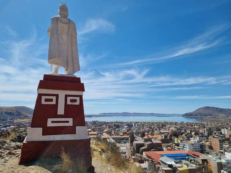 Cerrito Huajsapata qué ver en Puno