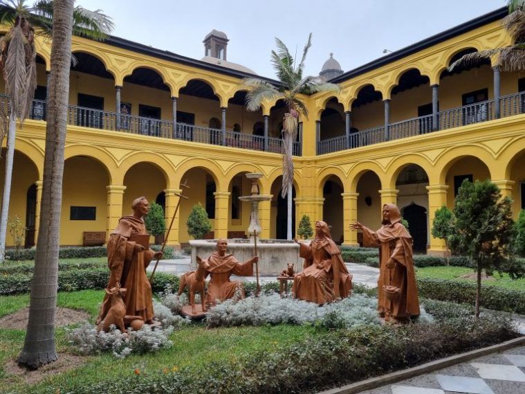 Claustro del Convento de Santo Domingo