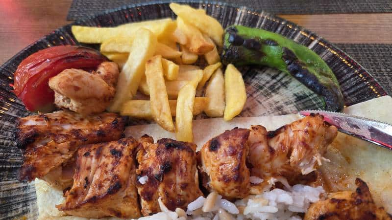 Kebab de un restaurante de estambul