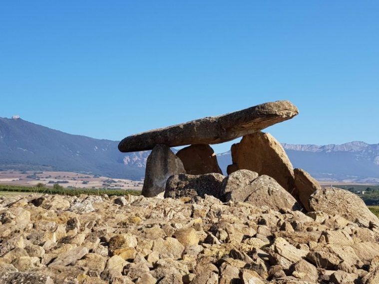 Dolmen de la Hechicera (Laguardia)