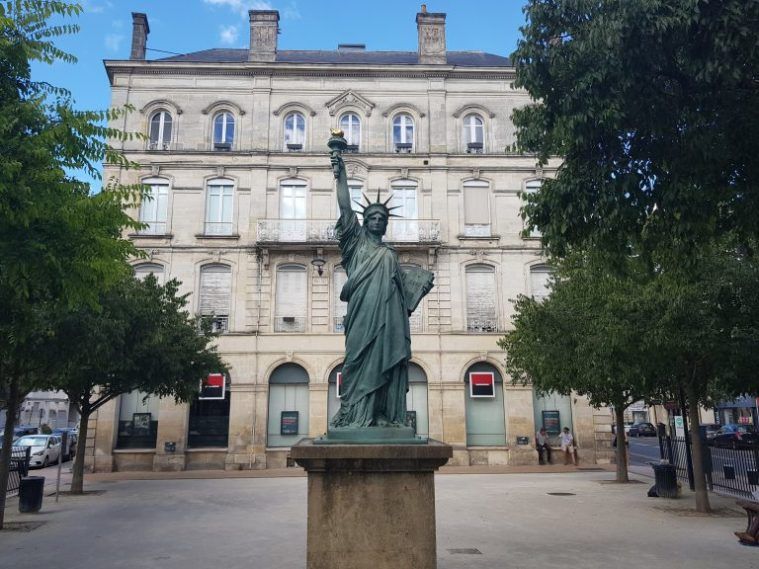 Estatua de la Libertad de Burdeos