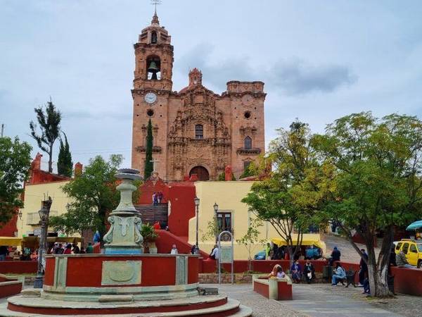 Iglesia de San Cayetano (La Valenciana)