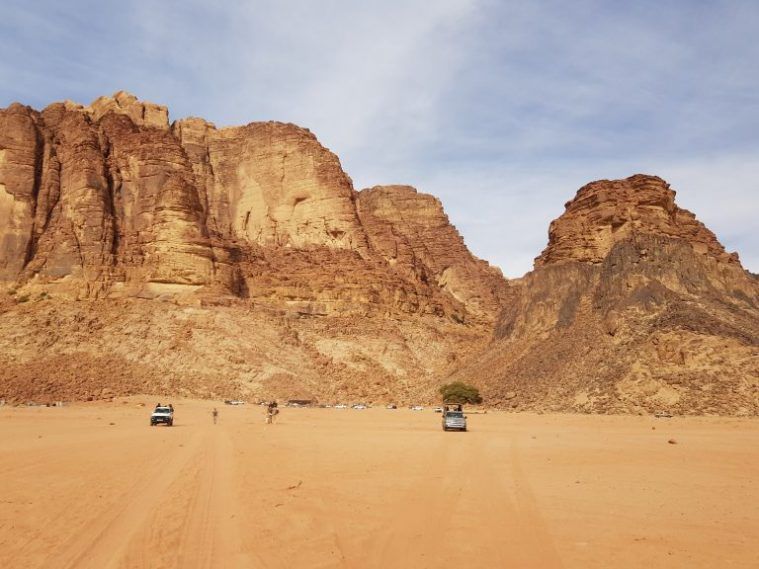 Manantial de Lawrence al fondo Wadi Rum