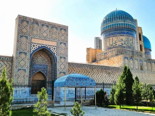 Mezquita bibi khalym qué ver en Samarcanda