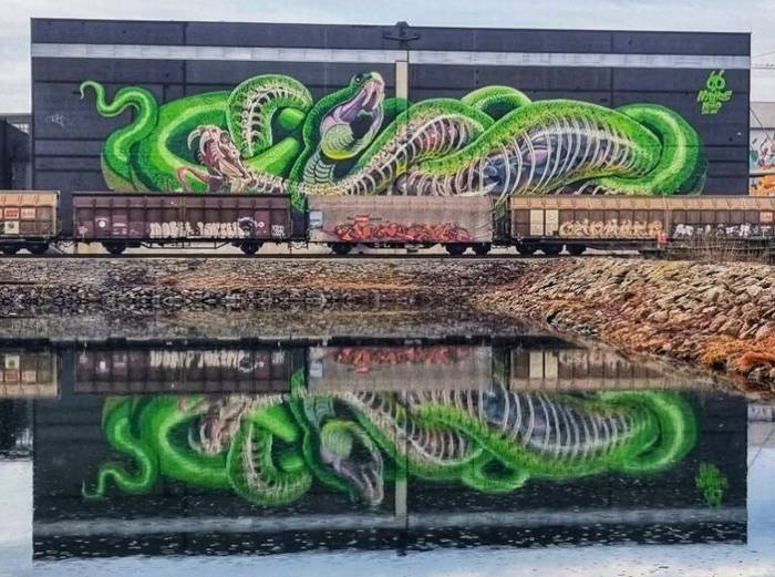 Mural Harbor 2