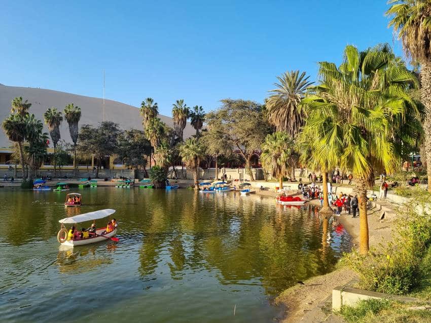 visitar el oasis de Huacachina