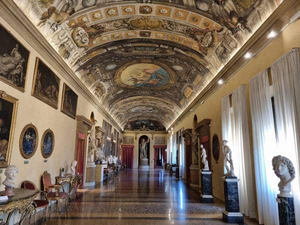 Qué ver en Bolonia Palacio de Accursio Bolonia