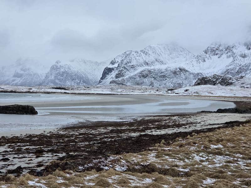 playa de ramberg, lofoten