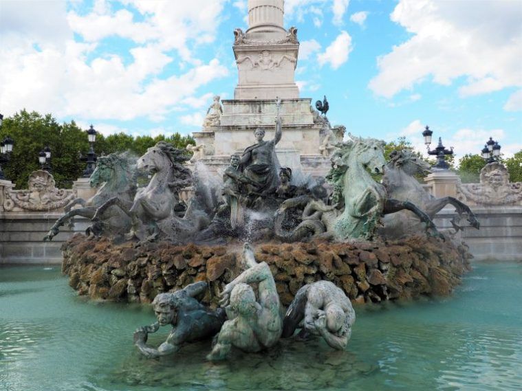 Plaza Quincoces, Burdeos