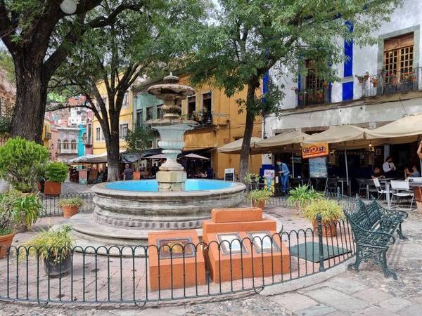 Plaza San Fernando, Guanajuato