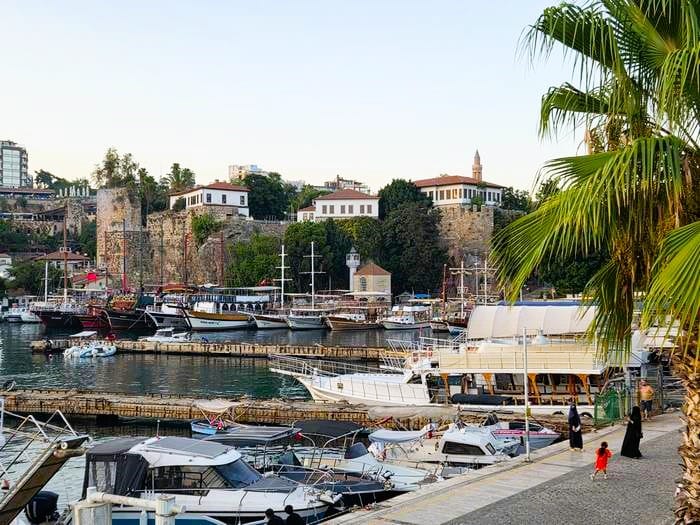 Puerto marítimo de Antalia