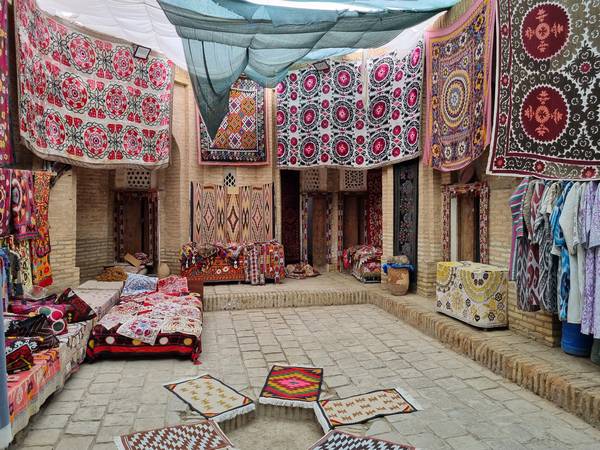 Alfombras en una tienda de Khiva