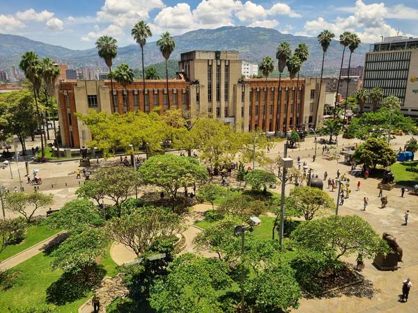 Qué ver en Medellín, vistas desde el Palacio de la Cultura Rafael Uribe