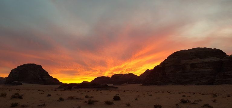 Anochecer en Wadi Rum