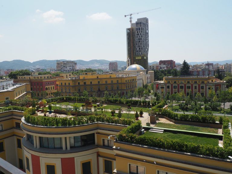 Vistas de Tirana