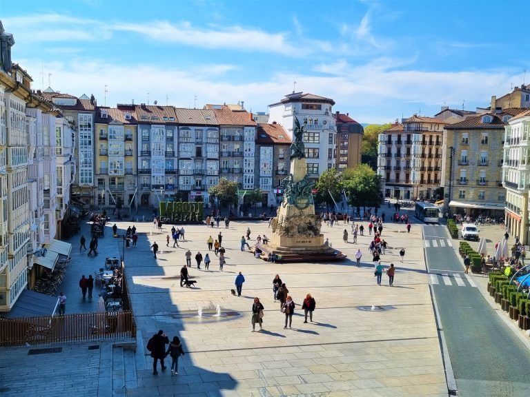 Plaza de la Virgen Blanca, Vitoria - Gasteiz