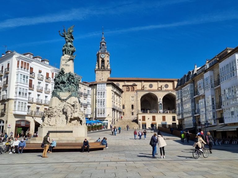 Plaza de la Virgen Blanca, Vitoria - Gasteiz