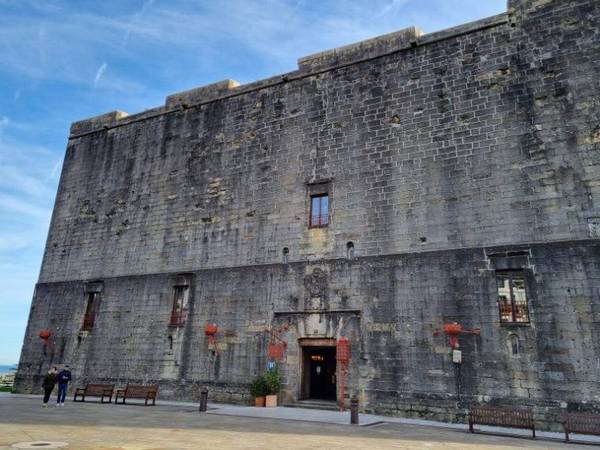 Castillo de Carlos V, Hondarribia