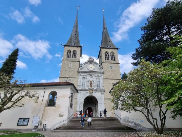 Iglesia de San Leodegario (Hofkirche)