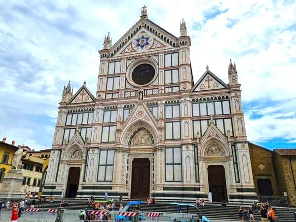 Piazza Santa Croce qué ver en Florencia